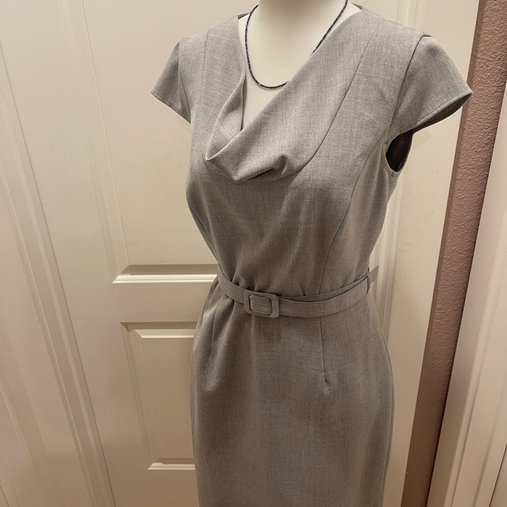 Dress - Picture 4 of 4